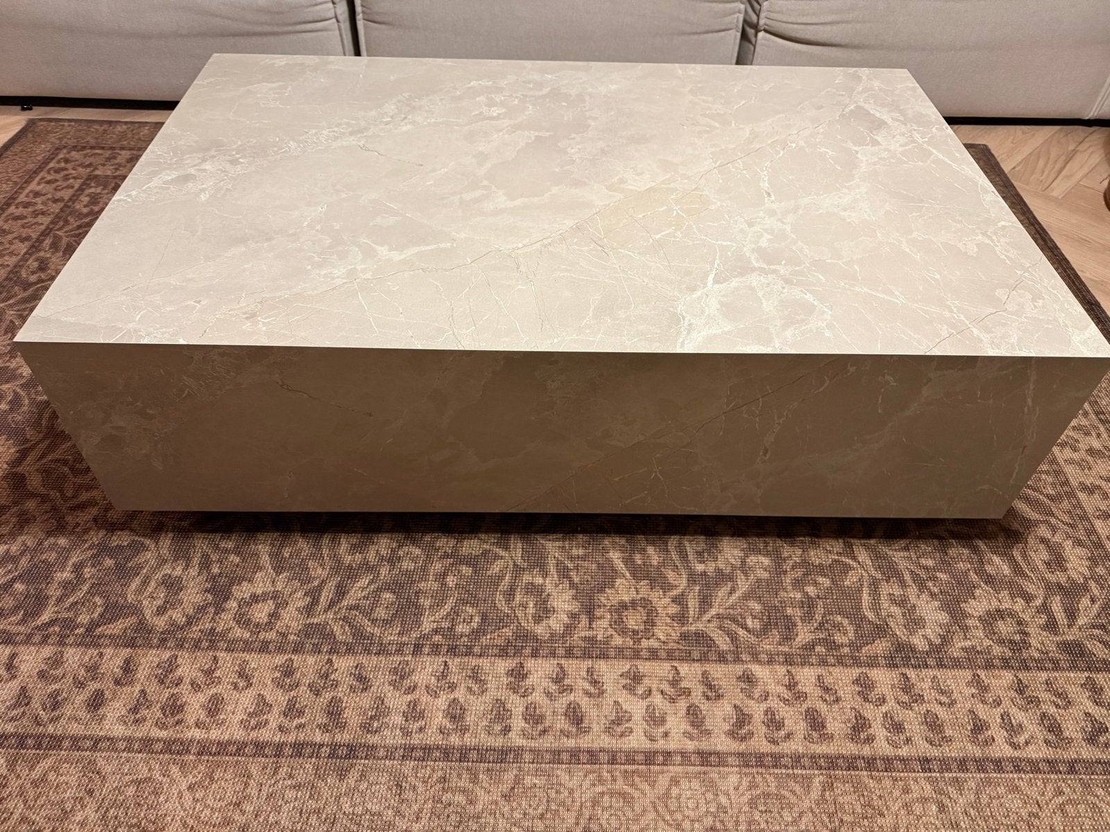 Salontafel van Westwing marmerlook, Overige materialen, 100 tot 150 cm, Zo goed als nieuw, 50 tot 100 cm