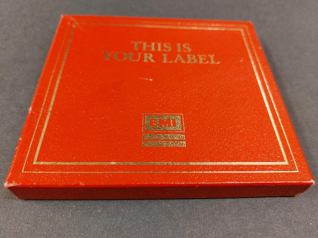 PROMO 2CD BOX SET Pink Floyd Kraftwerk David Coverdale Cliff, Verzenden, Zo goed als nieuw