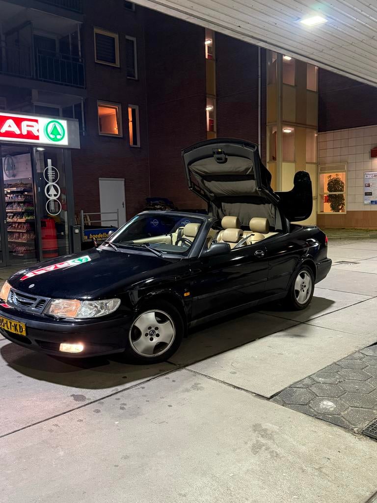 Saab 9-3 2.0 T Cabrio 1998 Zwart, Auto's, Saab, 730 kg, 4 cilinders, Cabriolet, 4 stoelen