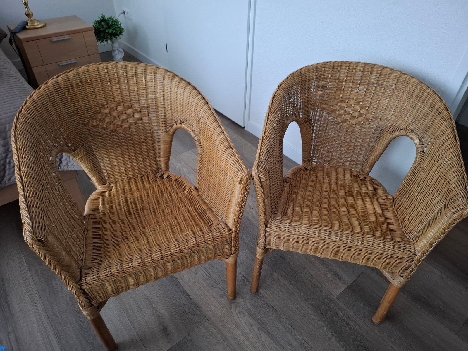 2 rieten stoeltjes, Ophalen, Gebruikt, Twee, Bruin