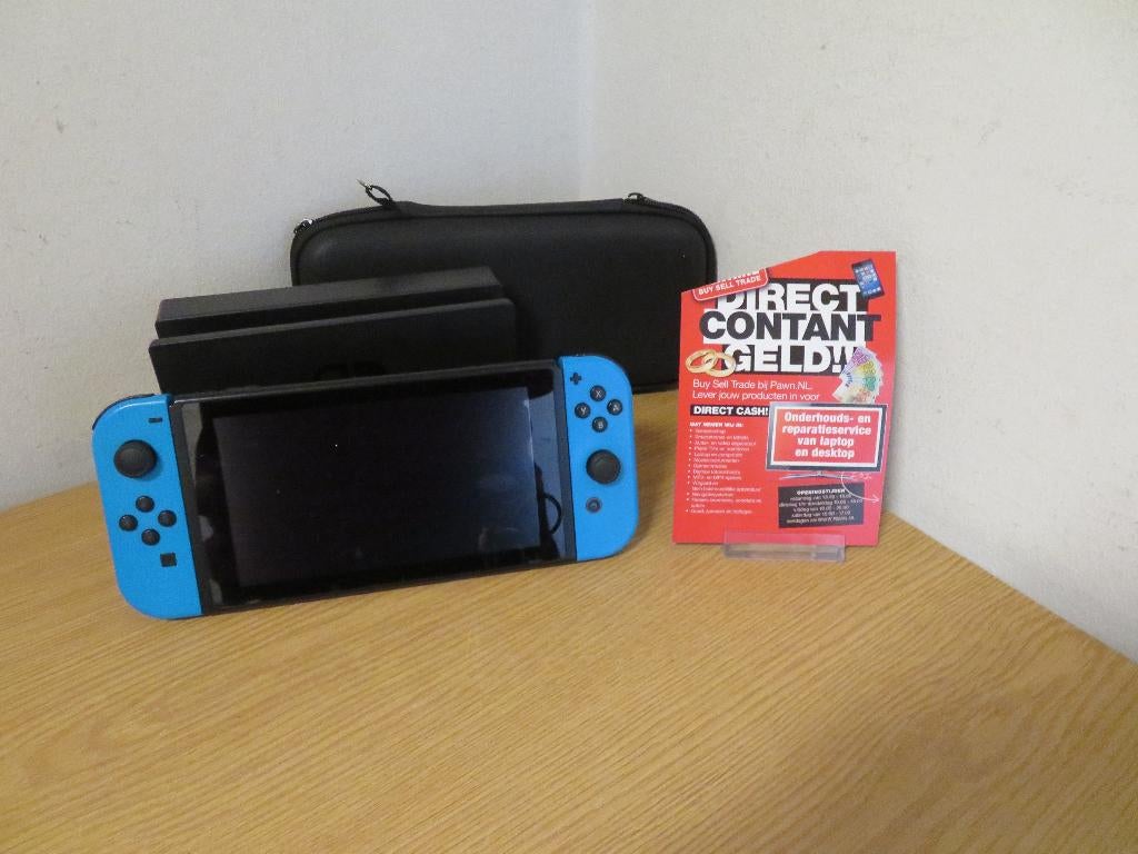 Nintendo Switch Original XAJ7004 | Pawn Eindhoven, Spelcomputers en Games, Spelcomputers | Nintendo Switch, Gebruikt, Switch Original