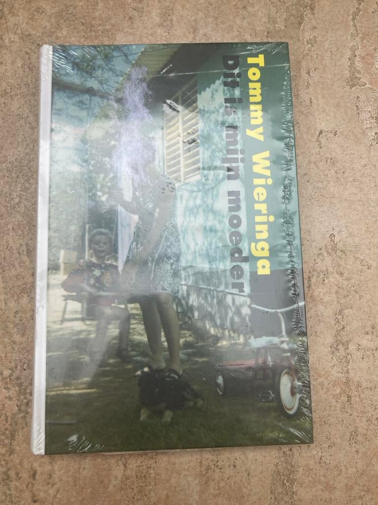 Dit is mijn moeder - Tommy Wieringa (Nieuw), Boeken, Ophalen of Verzenden, Nieuw, Nederland