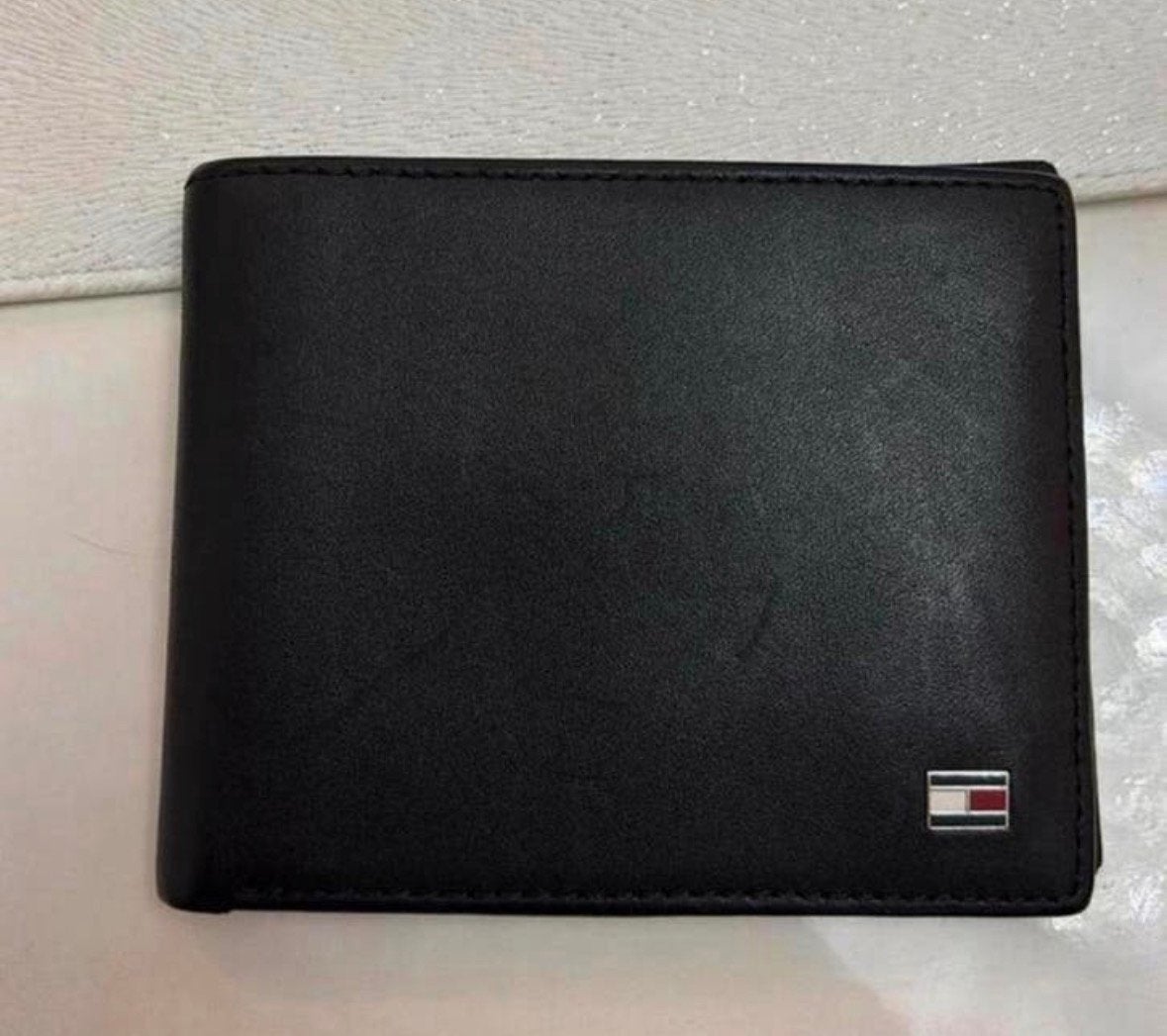 Tommy hilfiger portemonnee, Sieraden, Tassen en Uiterlijk, Portemonnees, Ophalen of Verzenden, Zwart