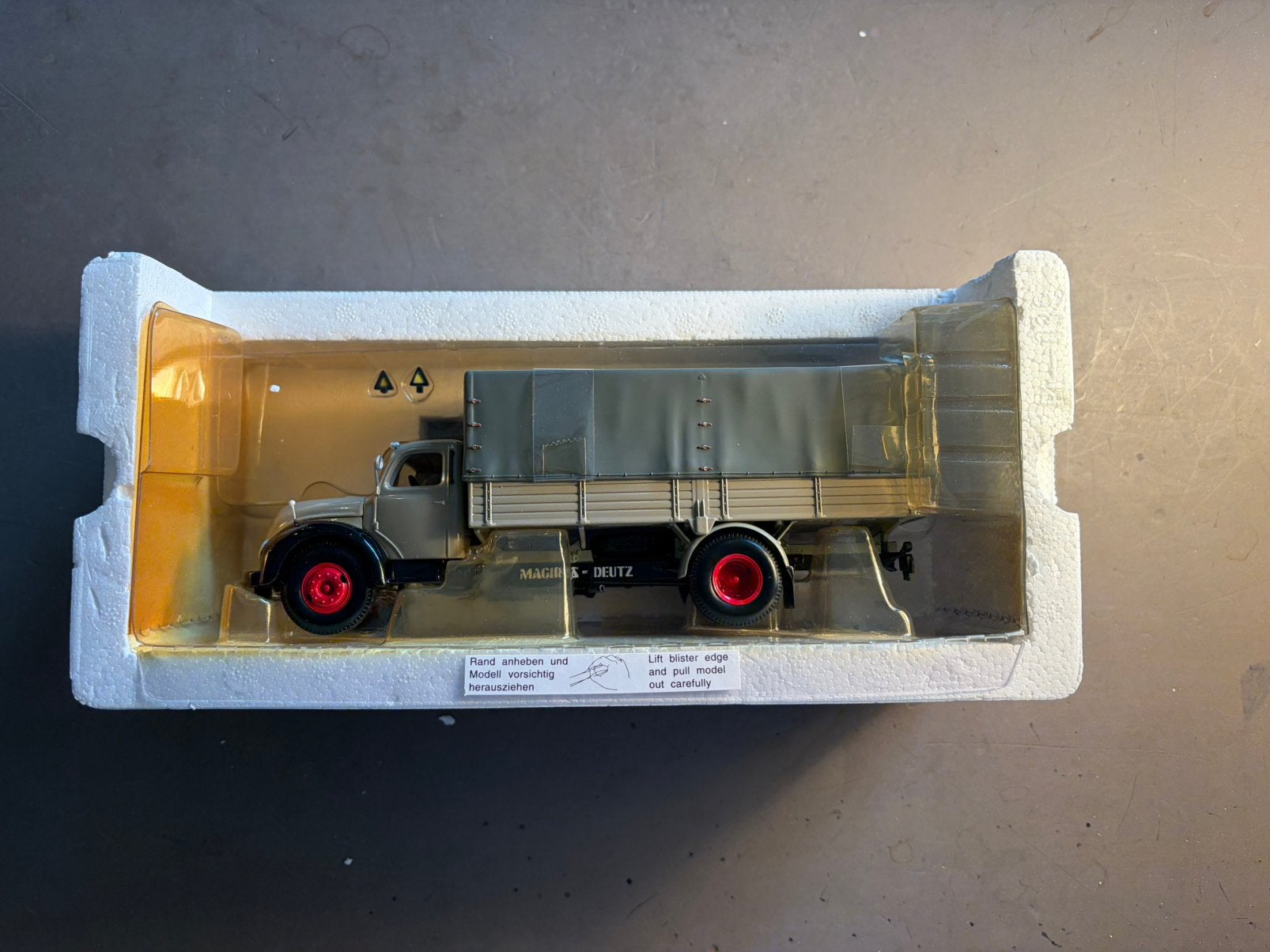 Minichamps Magirus Deutz, Ophalen of Verzenden, Zo goed als nieuw, Tractor of Landbouw, MiniChamps