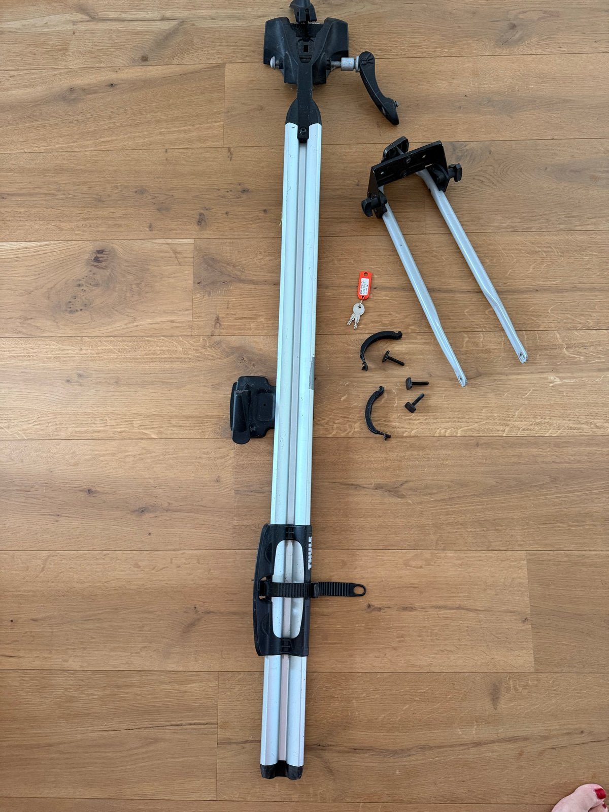 Thule Outride 561 fietsendrager met voorvorkbevestiging, Ophalen, 1 fiets, Gebruikt, Dakdrager