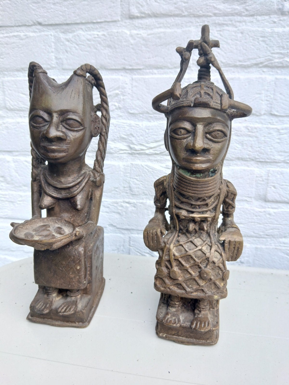 2 zware bronzen Benin beelden, Antiek en Kunst, Ophalen of Verzenden