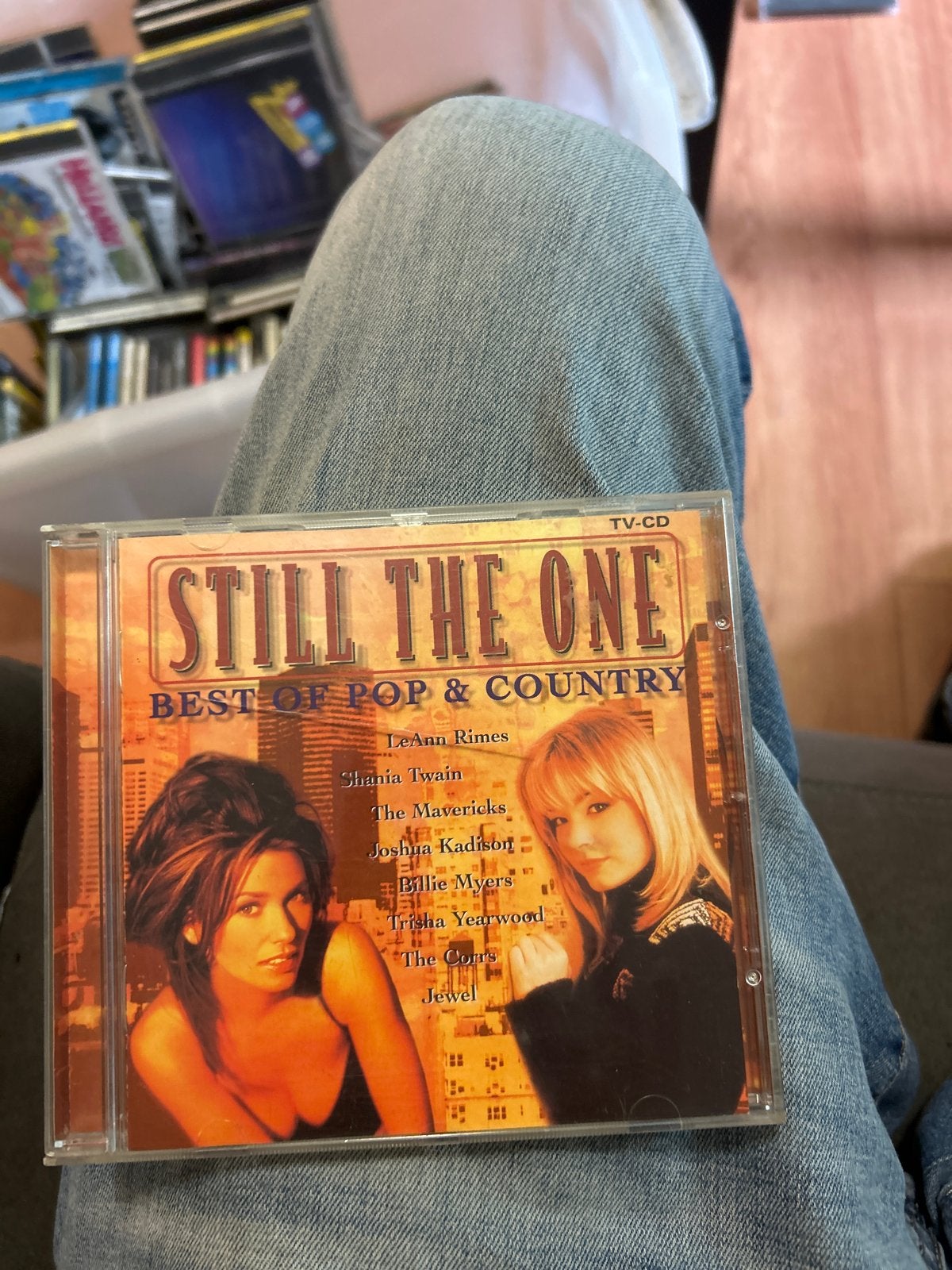 Still The One - Best Of Pop & Country CD, Cd's en Dvd's, Ophalen of Verzenden, Gebruikt, Verzamelalbum, Inclusief boekje