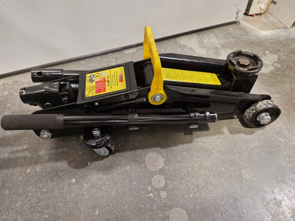 Hydraulische autokrik, Ophalen, Gebruikt, Hydraulisch, Garagekrik