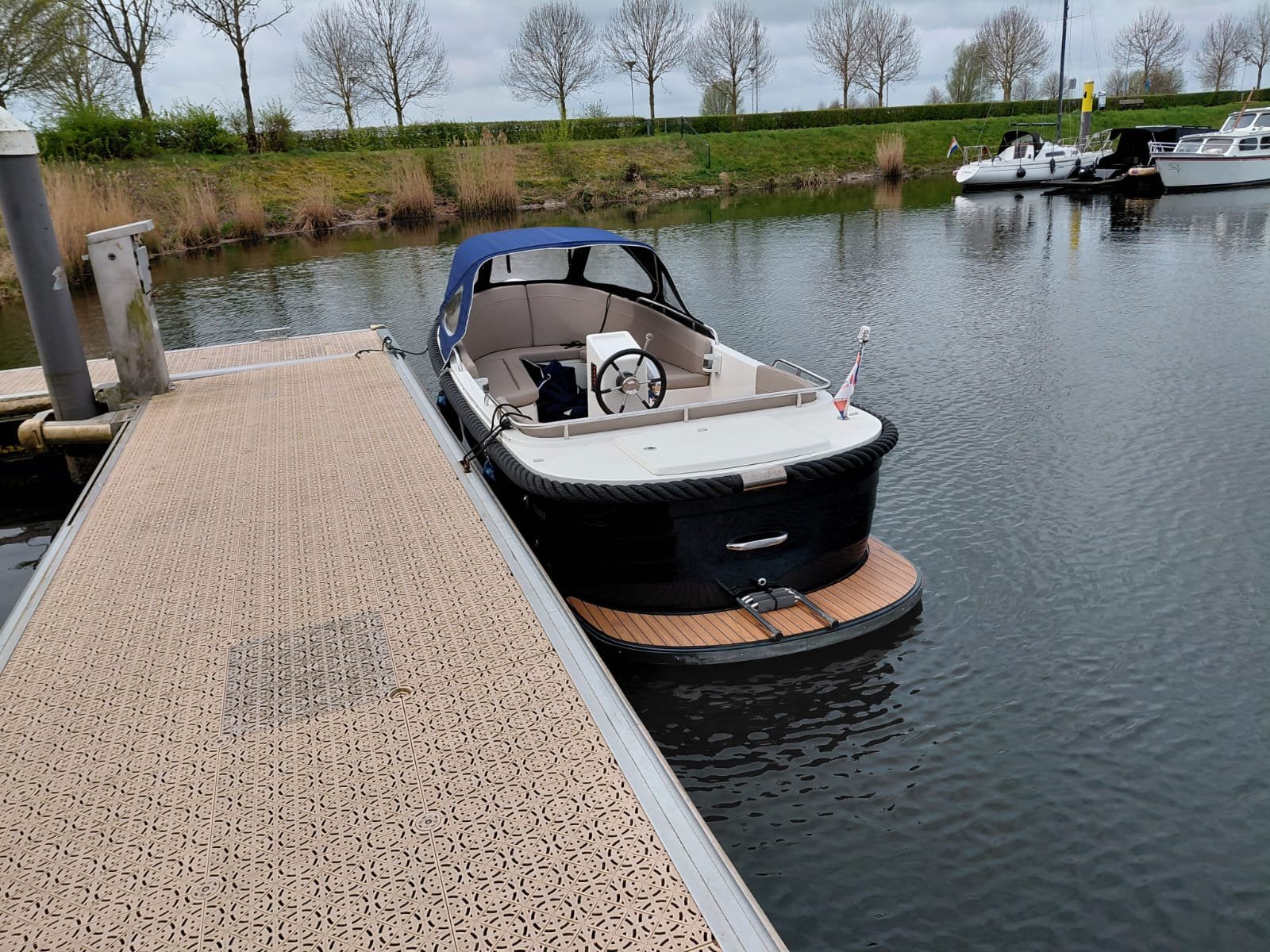 Primeur 570 Tender - Suzuki 20pk Bj’2022, Info@admiraal-watersport.nl, Westrak 15, Oudhuijzer, Ophalen of Verzenden