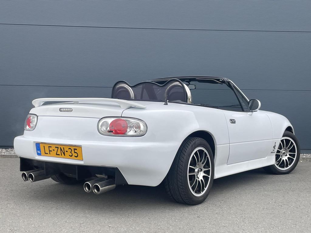 Mazda MX-5 1.6i-16V | Special custom made |, Gebruikt, Zwart, 4 cilinders, Cabriolet