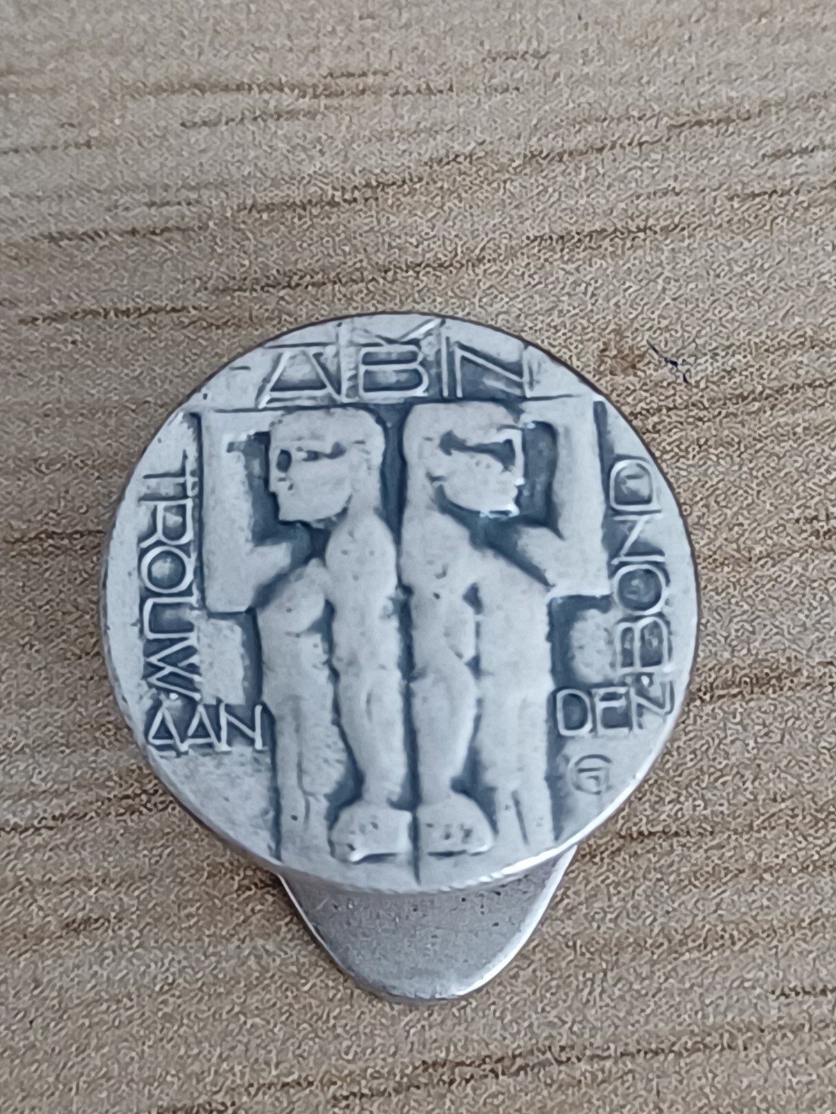 Zilverknoopsgat insigne (Chris van der Hoef), Verzamelen, Ophalen of Verzenden, Gebruikt