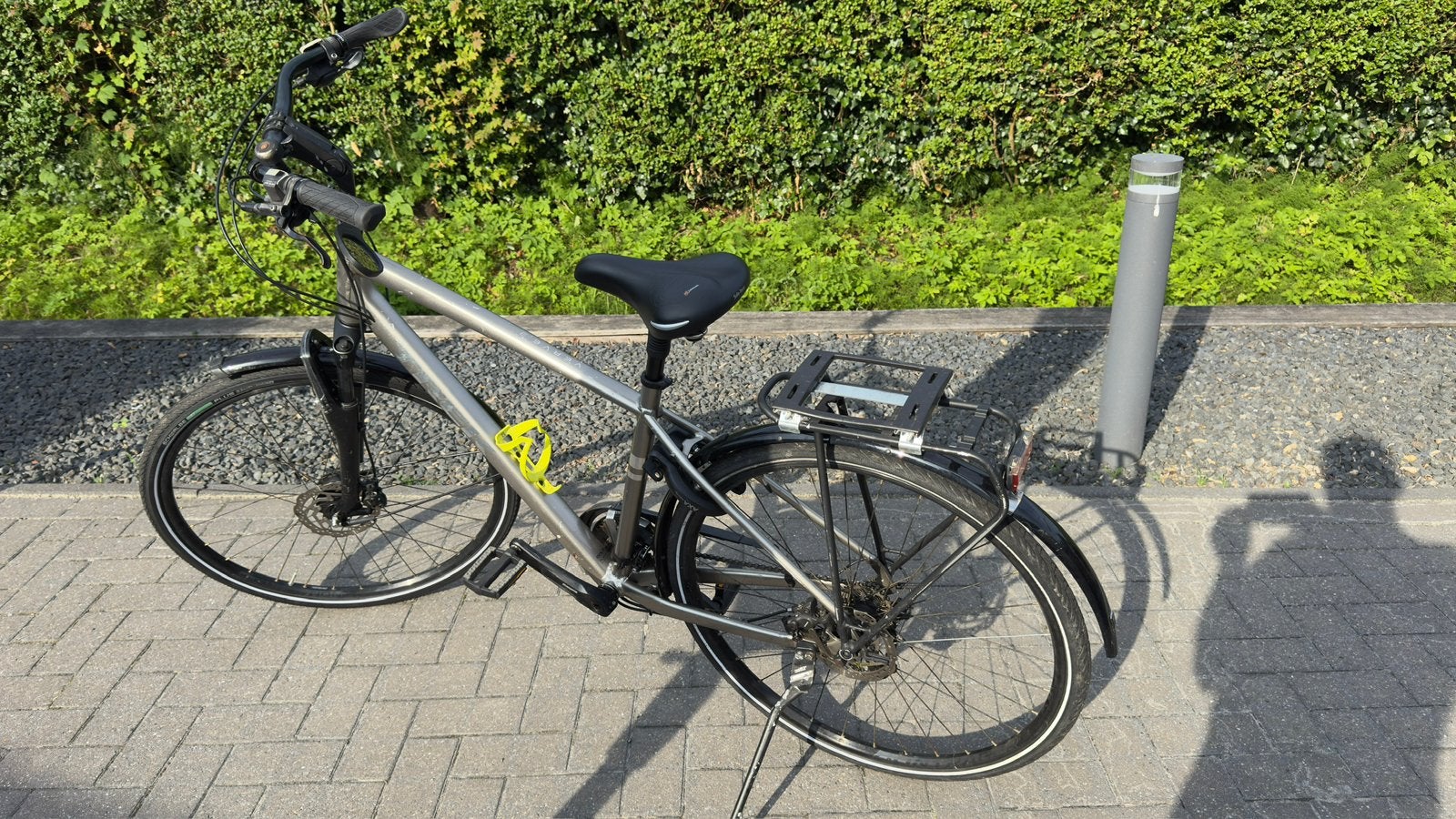 Trek Verve 3 stadsfiets, Fietsen en Brommers, Fietsen | Heren | Herenfietsen, Gebruikt, Versnellingen, Schijfrem, 53 tot 57 cm