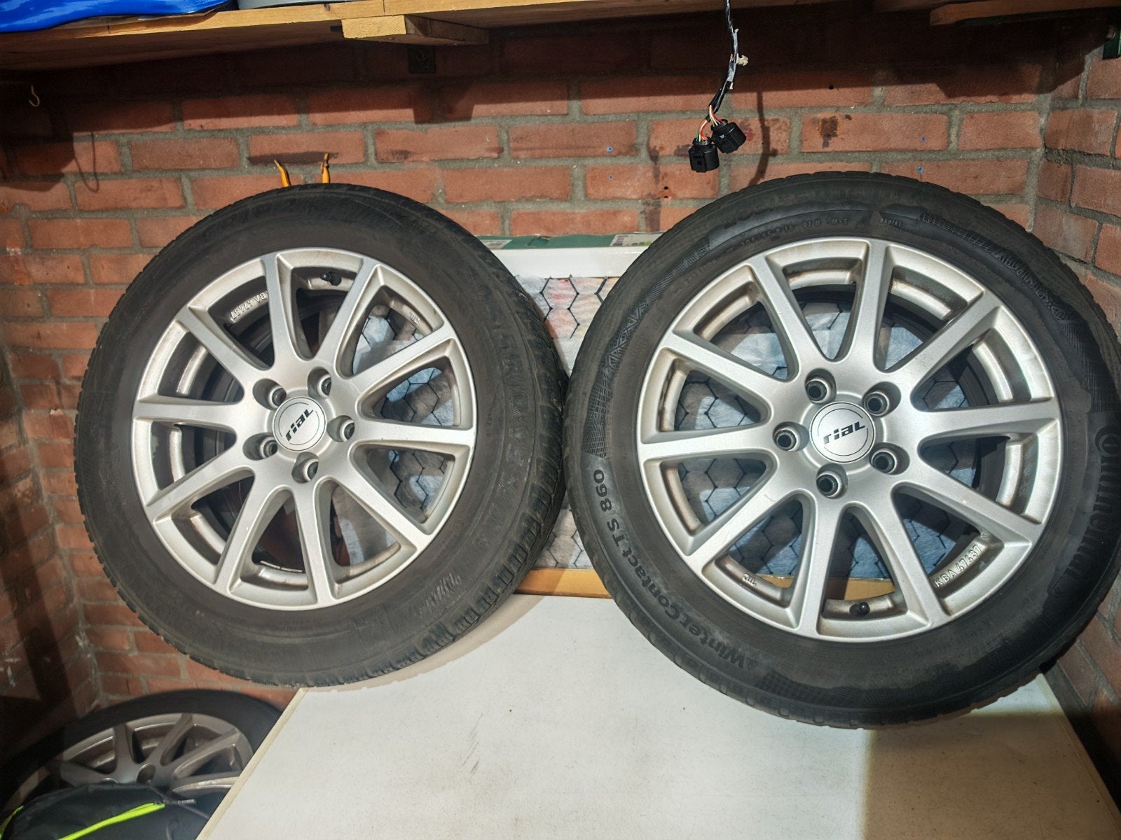 Rial velgen met winterbanden, Auto-onderdelen, Ophalen, Gebruikt, Velg(en), 16 inch