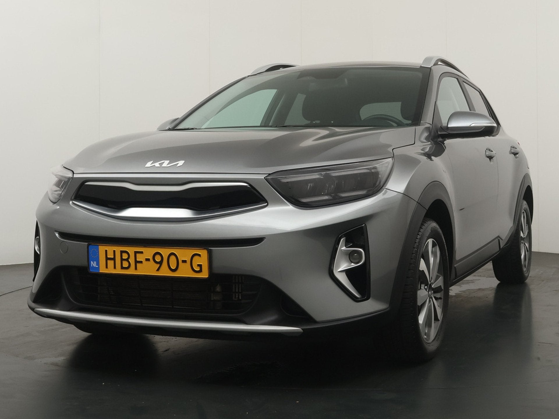 Kia Stonic 1.0 T-GDi MHEV DynamicPlusLine - Apple/Android Ca, Auto's, Voorwielaandrijving, Leder en Stof, Origineel Nederlands