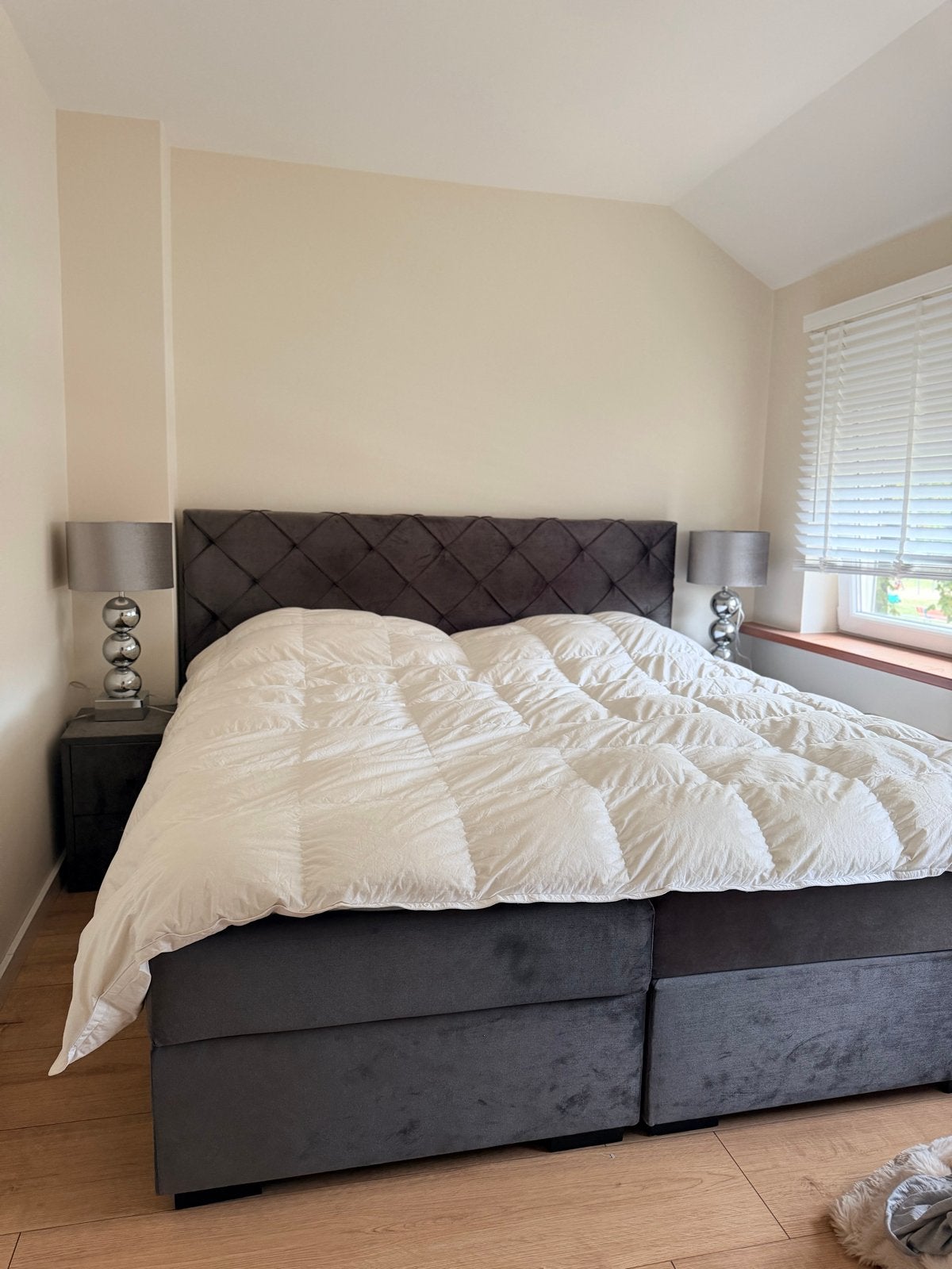 Tweepersoons boxspring met gestoffeerd hoofdbord, Ophalen, Gebruikt, Tweepersoons, 200 cm