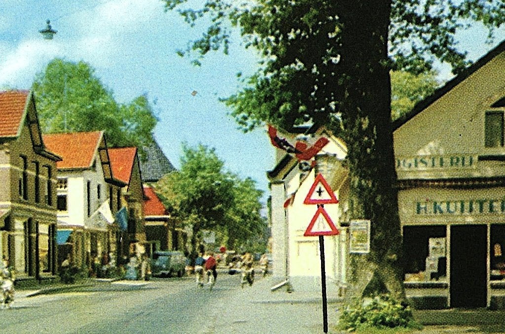 805673	Epe	Gld 1968	Dorpsstraat	Gelopen met zegel, Ophalen of Verzenden, 1960 tot 1980, Gelopen, Gelderland