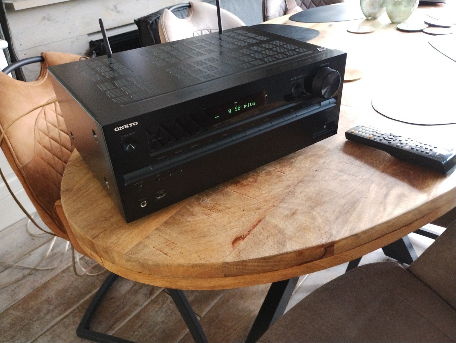 Fraaie zwarte Onkyo TX-SR646  4K met 2 Kef Q30 speakers, Gebruikt, Losse componenten, Tuner of Radio, Ophalen