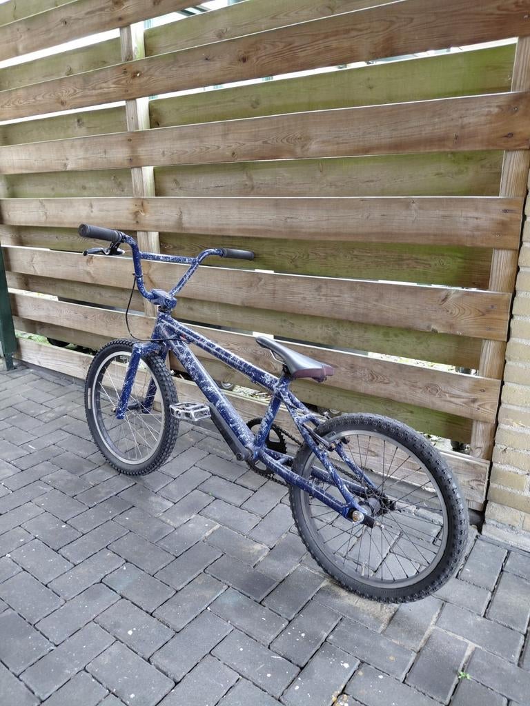 BMX fiets, Fietsen en Brommers, Fietsen | Crossfietsen en BMX, Zo goed als nieuw, 16 tot 20 inch, Aluminium, Stuur 360° draaibaar