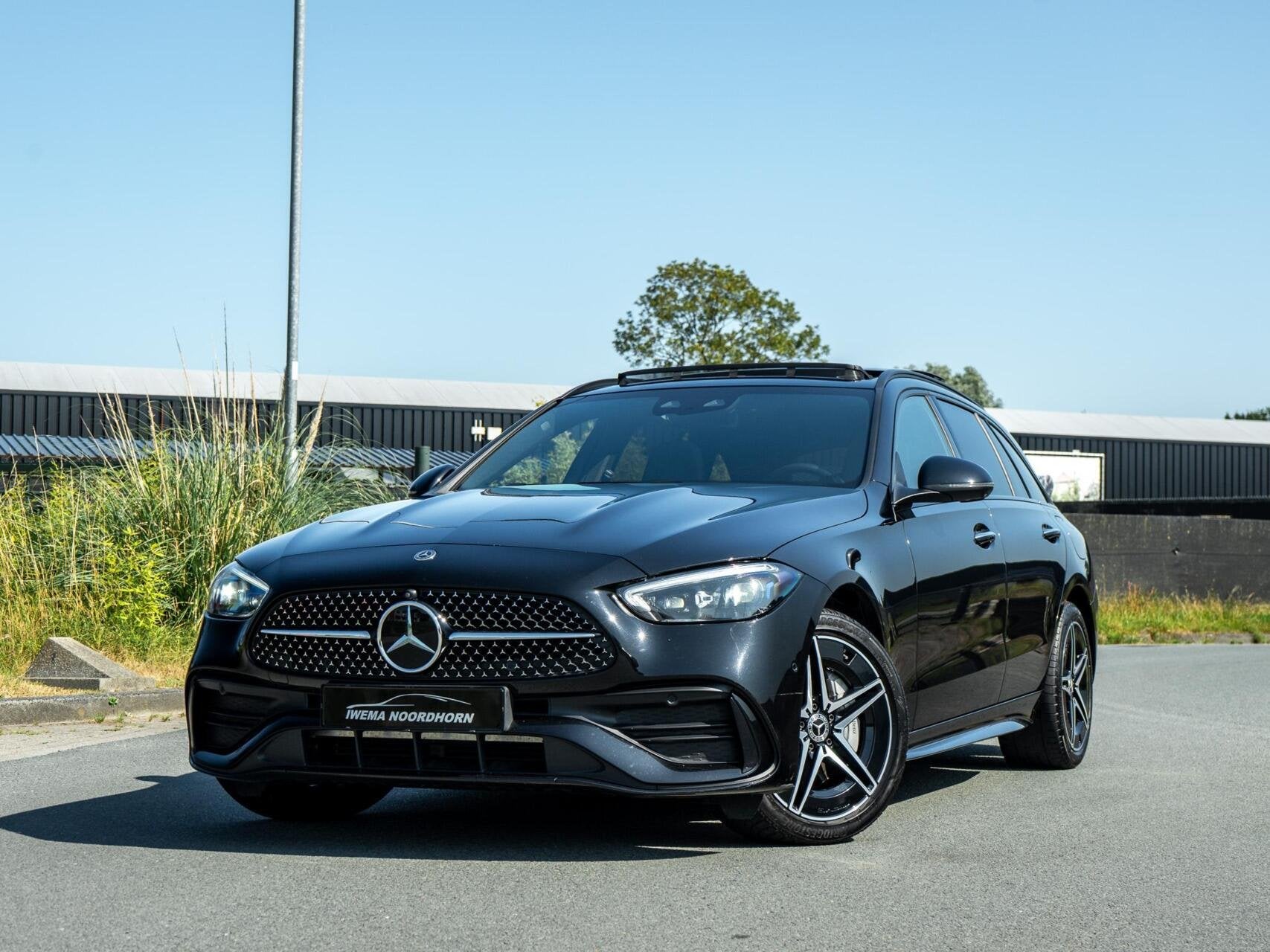 Mercedes C-klasse Estate 300 e AMG|Pano|Massage|Burmester®|, Automaat, Achterwielaandrijving, Gebruikt, Zwart