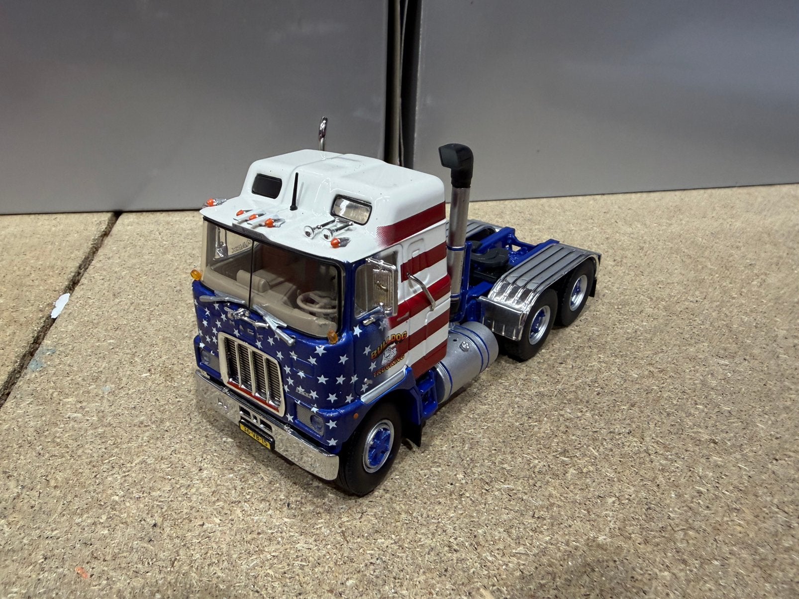 TEKNO MACK F700 BULLDOG, Hobby en Vrije tijd, Ophalen of Verzenden, Zo goed als nieuw, Bus of Vrachtwagen, Tekno