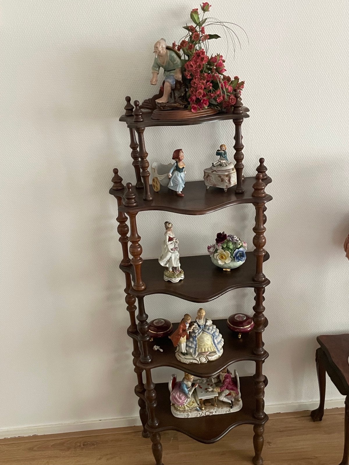 Antieke houten etagère / hoekrek, Ophalen
