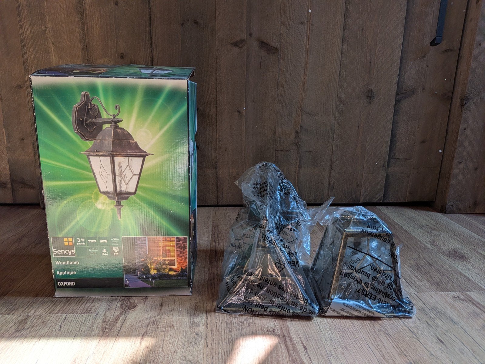 Sencys Oxford Wandlamp - Klassieke Buitenverlichting, Tuin en Terras, Overige materialen, Minder dan 50 watt, Wandlamp, Nieuw