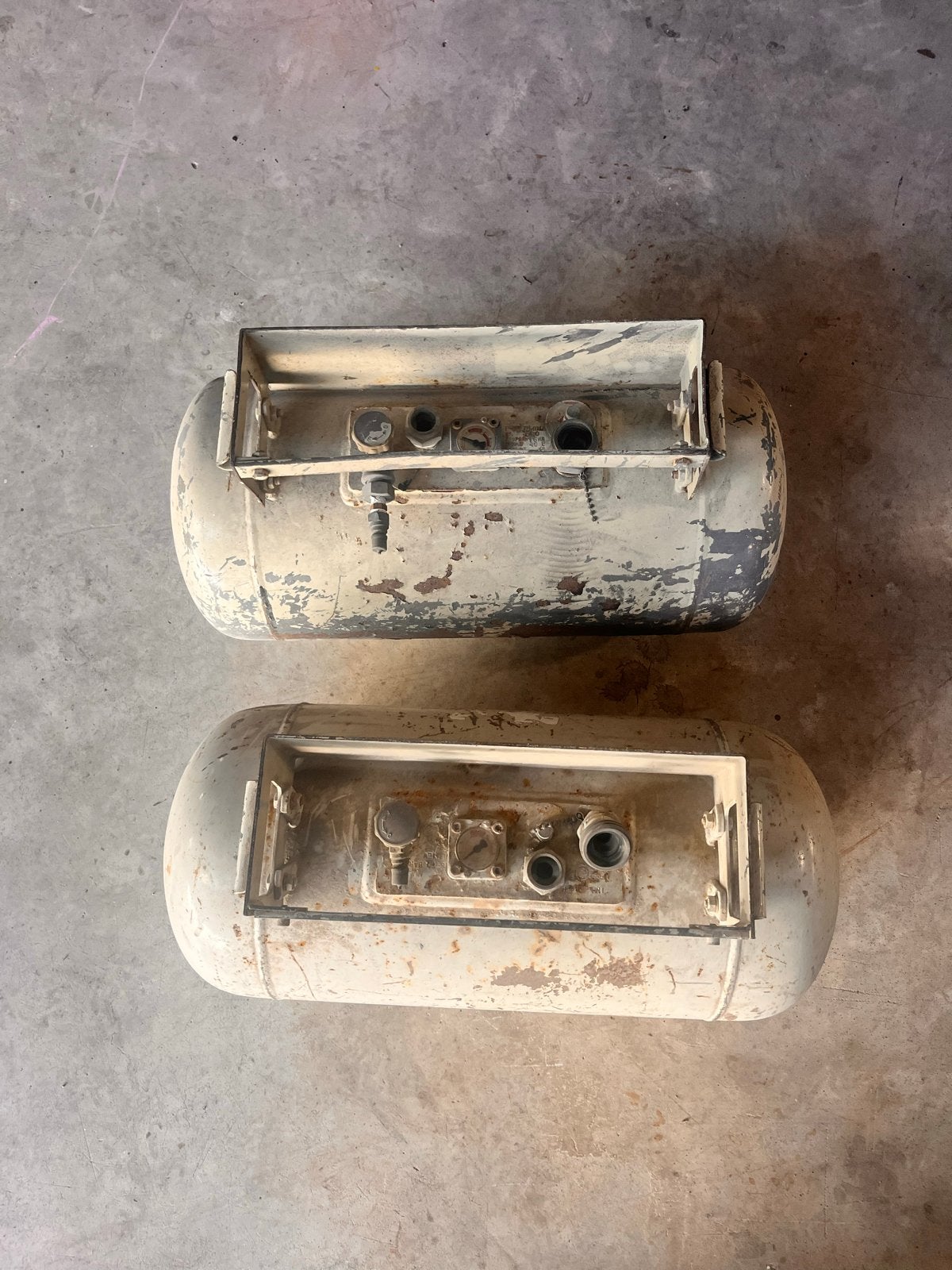 2x LPG heftruck gastank 40 liter - Heftrucks, Ophalen, Gebruikt