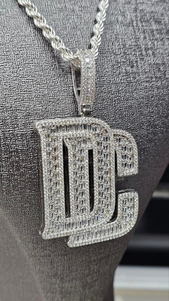 Prachtige DC hanger met rope chain 70cm lang, Ophalen of Verzenden, Nieuw, Goud, Zilver