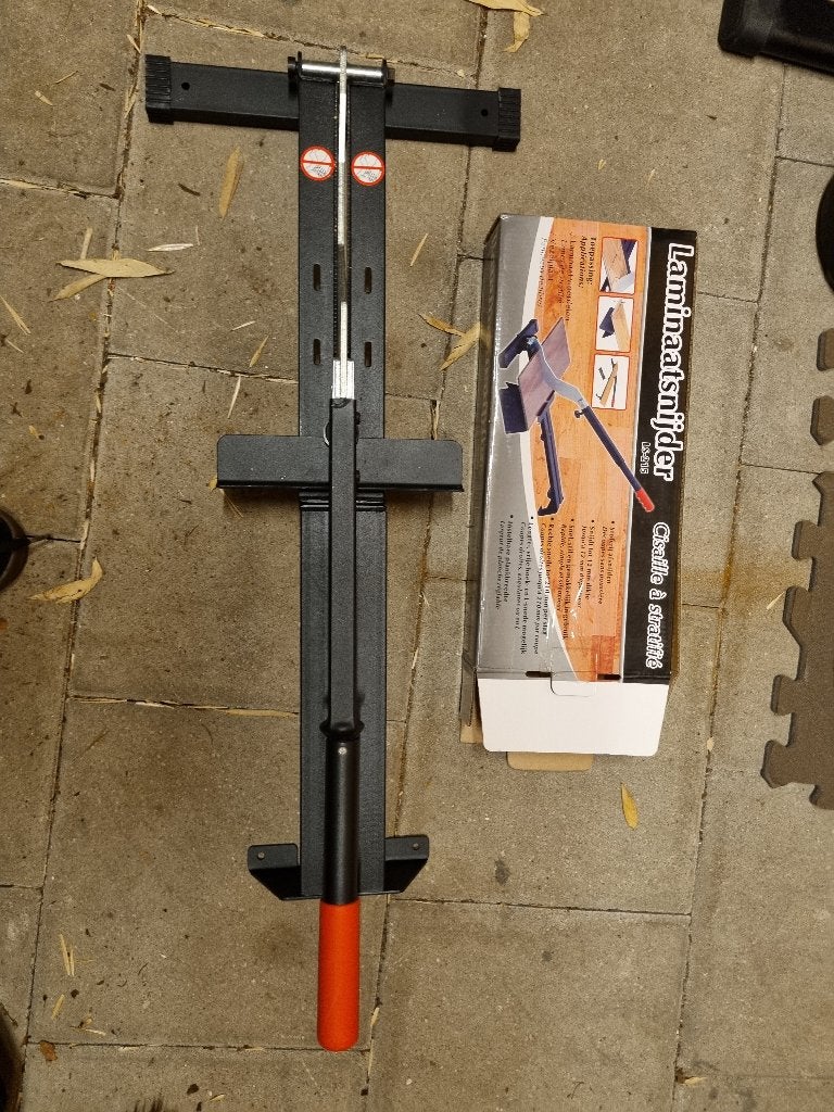 Laminaatsnijder LS-215, Ophalen, Zo goed als nieuw, Snijgereedschap