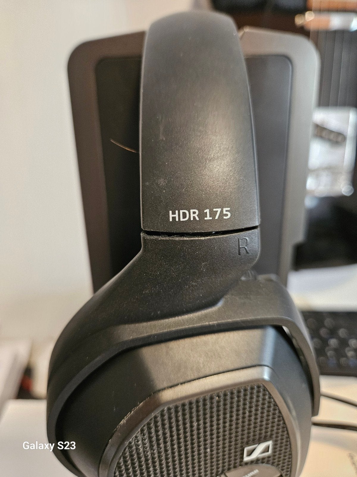 Sennheiser HDR 175 en basisstation Tr 175 over ear, Gebruikt, Sennheiser, Ophalen of Verzenden, Over-ear