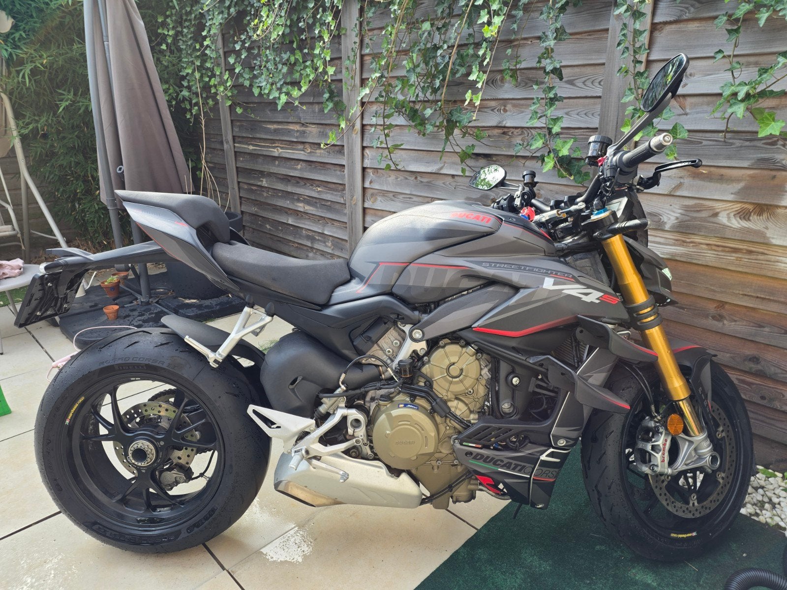 Ducati Streetfighter V4S - km 2705!, 4 cilinders, Motorrijbewijs A, Gebruikt, Particulier