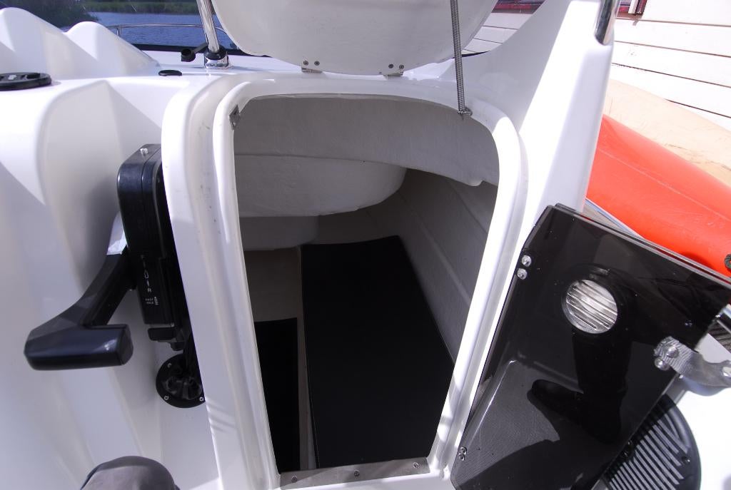 Foto 11 van Prins 480 console boot