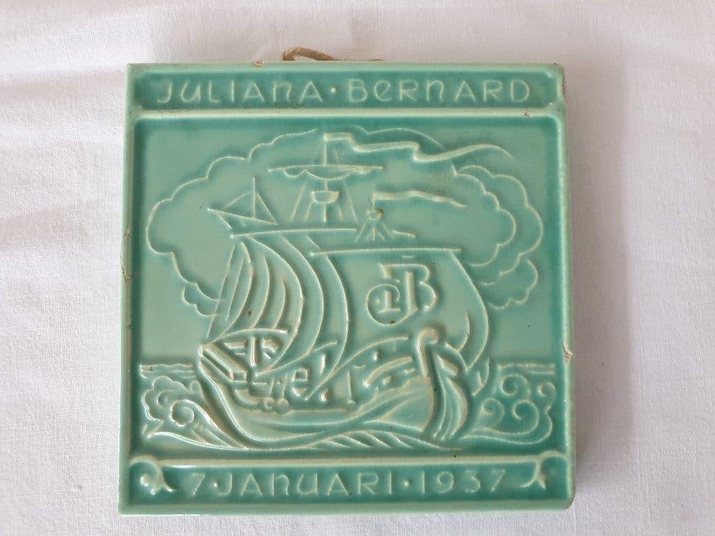 (B) Tegel Juliana Bernard 7 januari 1937, Antiek en Kunst, Ophalen of Verzenden