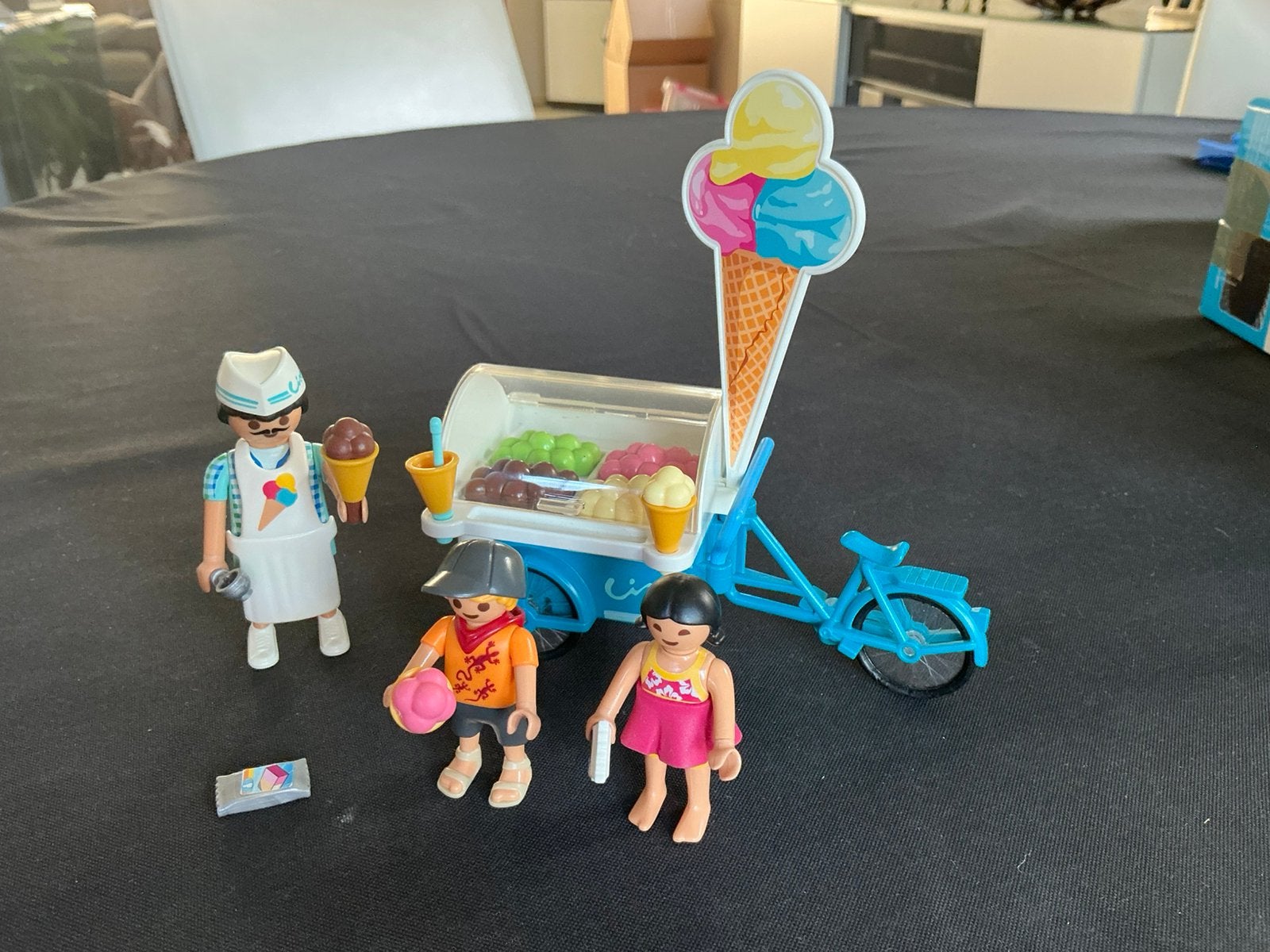 Playmobil familie fun ijsjes  verkoper 9426, Ophalen of Verzenden, Zo goed als nieuw