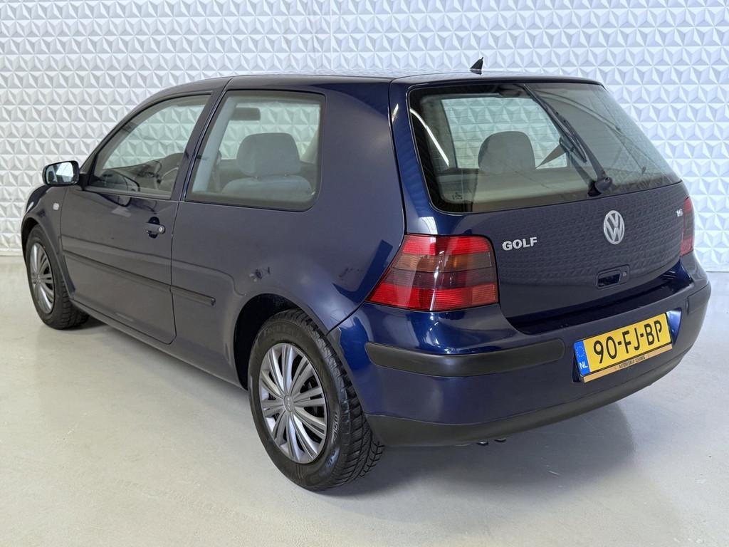 Volkswagen Golf 1.6 Trendline in prima staat! 180.000km (200, Auto's, 101 pk, 4 cilinders, Blauw, Handgeschakeld