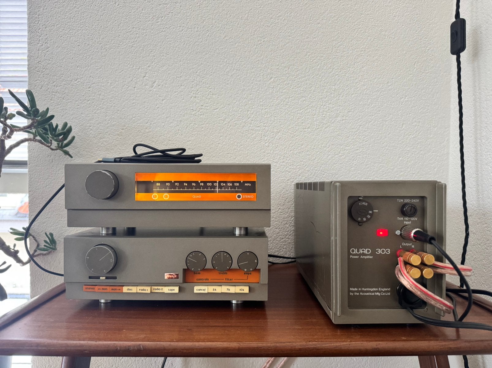 Quad 33 versterker i.c.m. B&W DM-1400 speakers, Ophalen, Zo goed als nieuw, Overige systemen, Overige merken