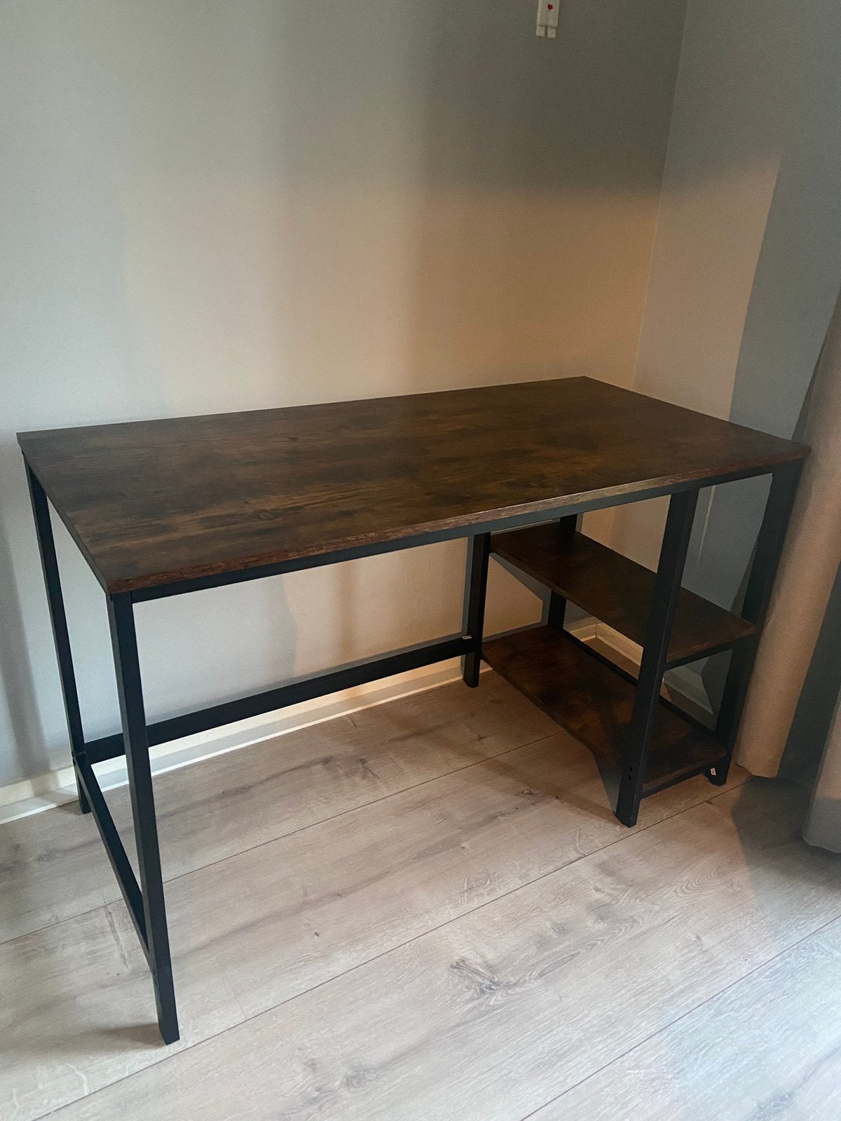 Bureau industrieel met metalen frame, donkerbruin, Huis en Inrichting, Ophalen, Zo goed als nieuw