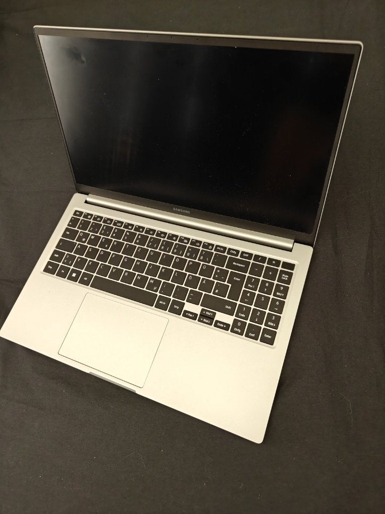Samsung Galaxy Book3 15,6" i3 8GB 256GB – QWERTZ, Ophalen, 2 tot 3 Ghz, 15 inch, Samsung