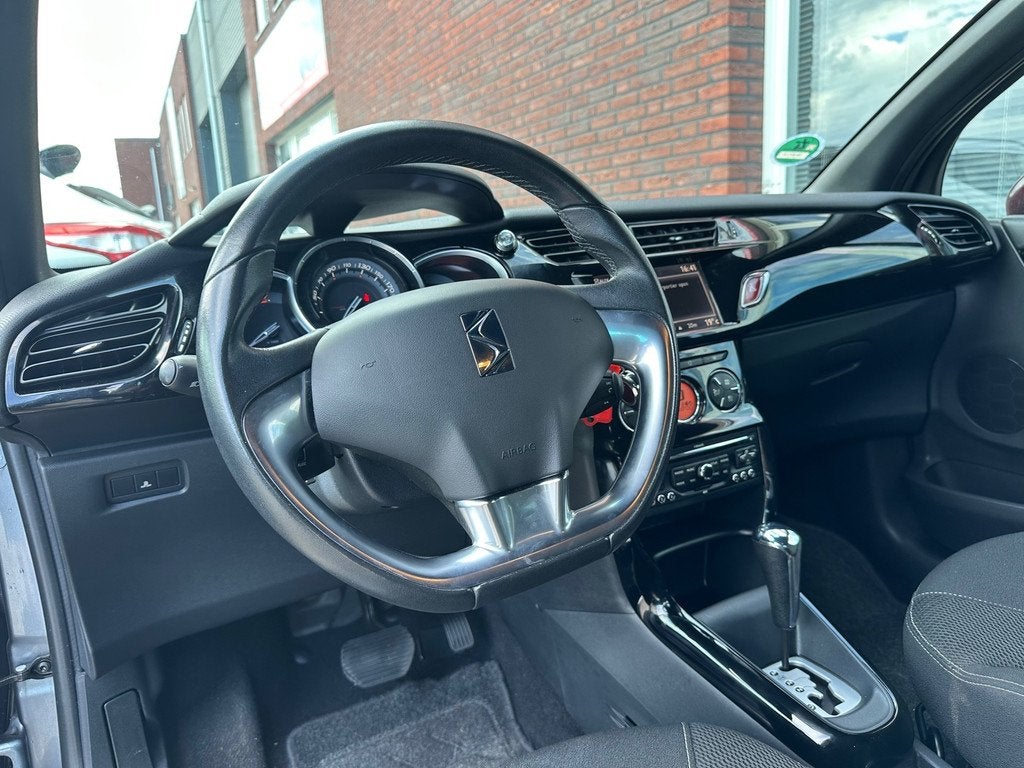Citroen DS3 1.6 VTi So Chic / Navi / PDC / AUT / Clima / Cru, Auto's, Citroën, Euro 5, Gebruikt, 4 cilinders, 49 €/maand