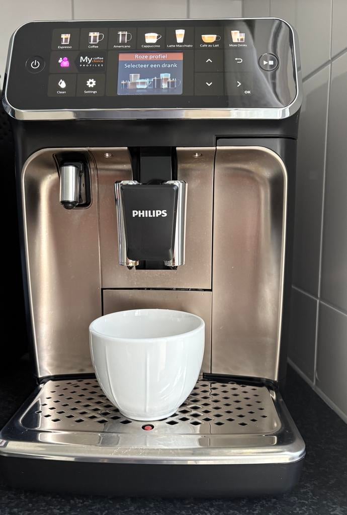 Philips Latte Go koffiemachine 5400 series | EP5447/90, Witgoed en Apparatuur, Ophalen, 10 kopjes of meer, Koffiemachine, Zo goed als nieuw