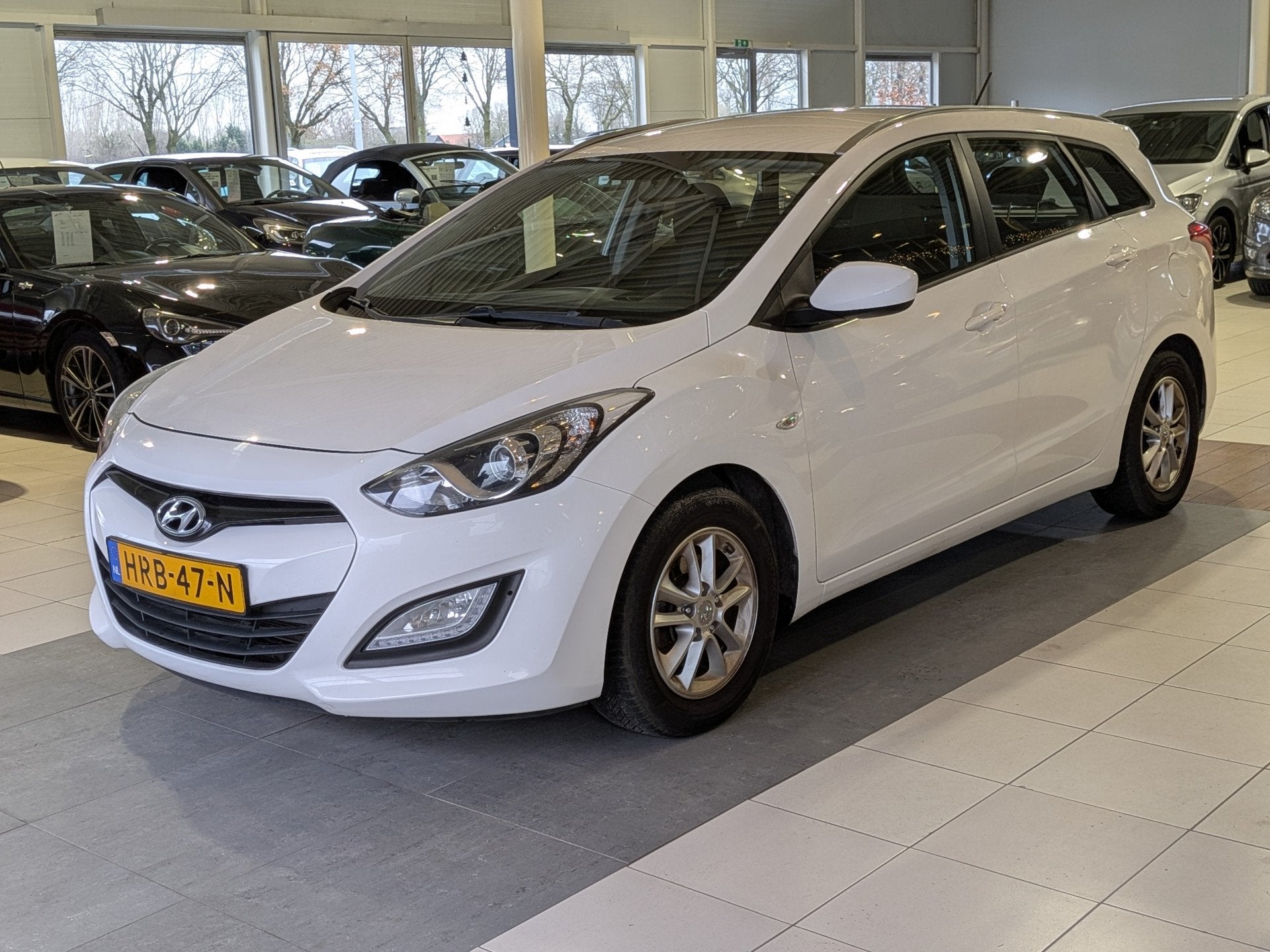 Hyundai i30 Wagon 1.4 Airco, Stuurbekrachtiging, Voorwielaandrijving, Euro 5, Gebruikt, Zwart