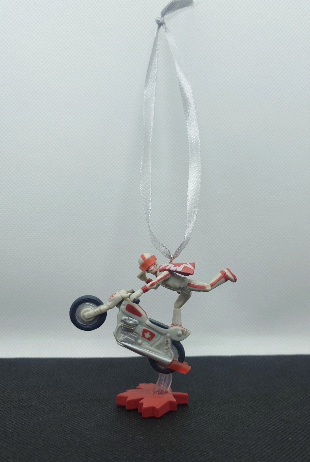 Disney Toy Story Duke Caboom kerst ornament hanger kerstbal, Ophalen of Verzenden, Nieuw