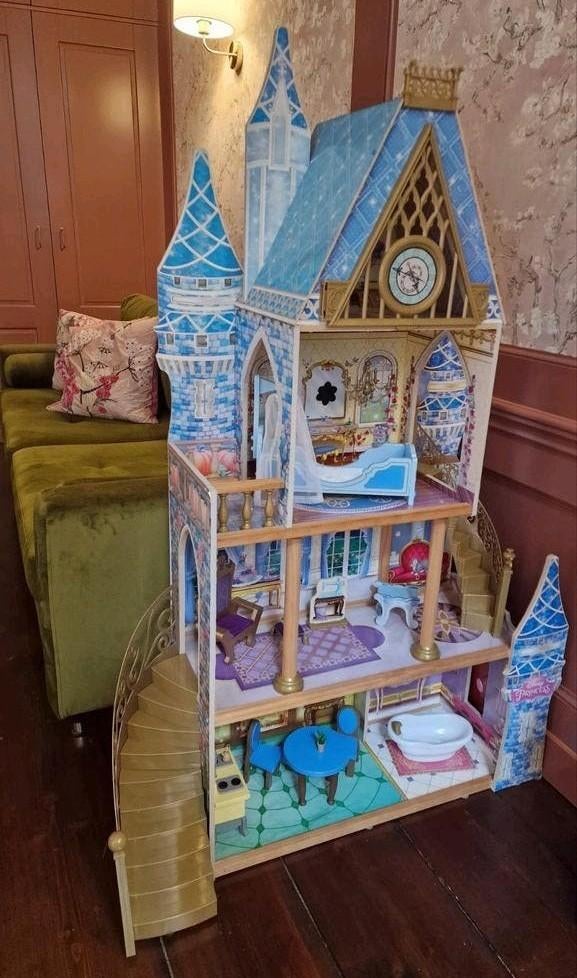 KidKraft Disney Assepoester kasteel Barbie Poppenhuis, Ophalen, Gebruikt, Poppenhuis