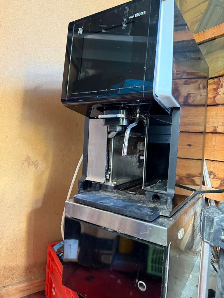 WMF 1500 S koffiemachine met koelkastje, Ophalen, Gebruikt, Koffiemachine, Koffiebonen