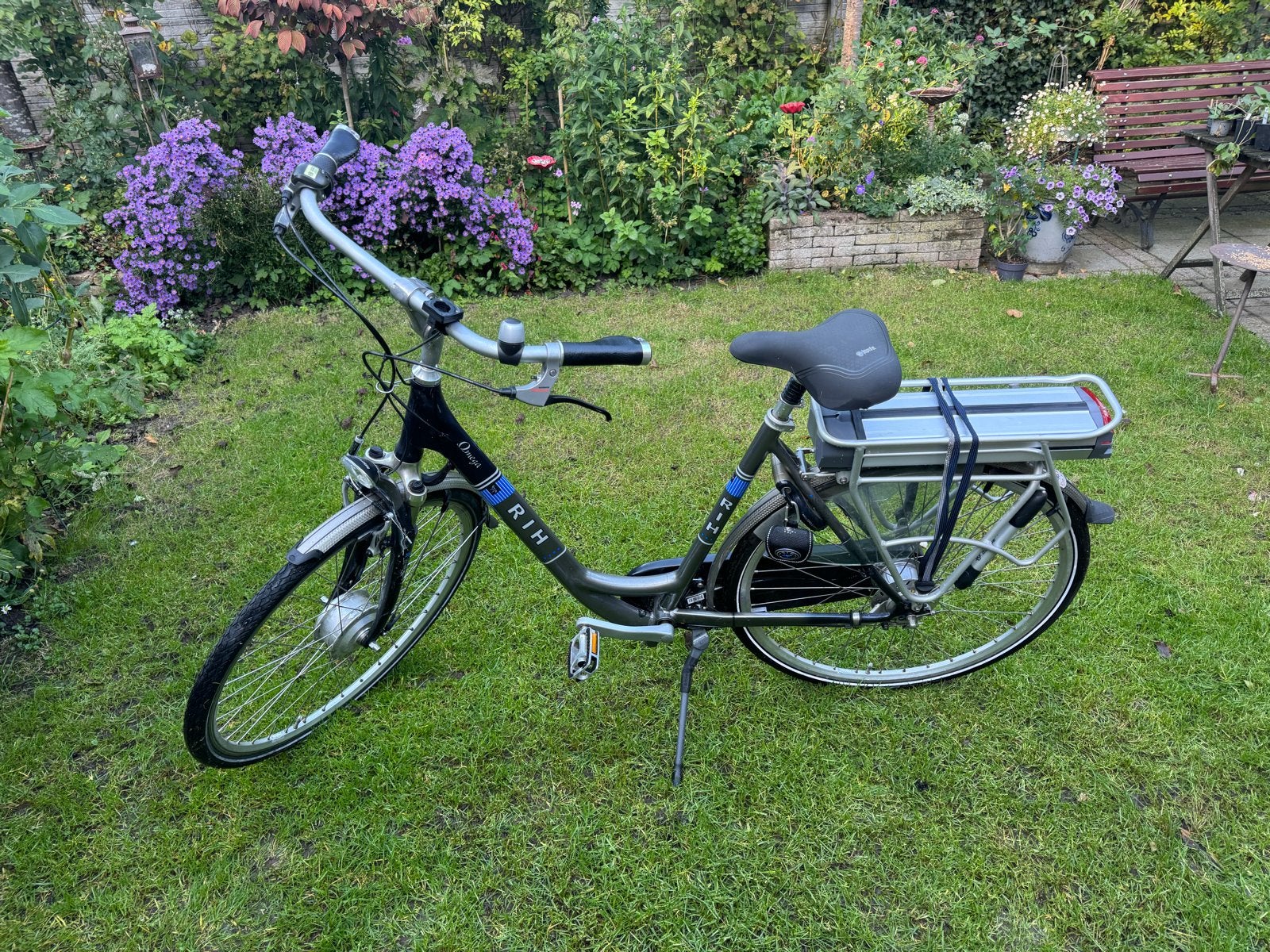 Nette RIH Omega elektrische damesfiets met fietstassen, Ophalen, Gebruikt, Overige merken
