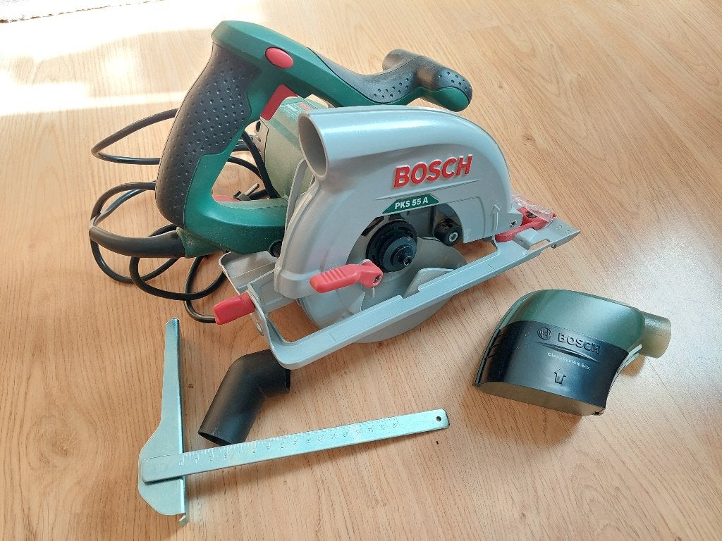 Bosch handcirkelzaag PKS 55 A, Ophalen, Cirkelzaag, Zo goed als nieuw, 30 tot 70 mm