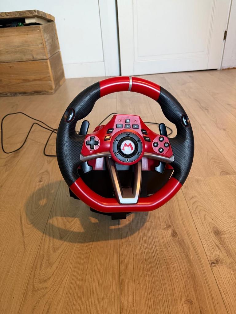 Hori Mario Kart Racing Wheel Pro Deluxe voor Nintendo Switch, Ophalen, Zo goed als nieuw, Switch, Stuurtje of Sportattribuut