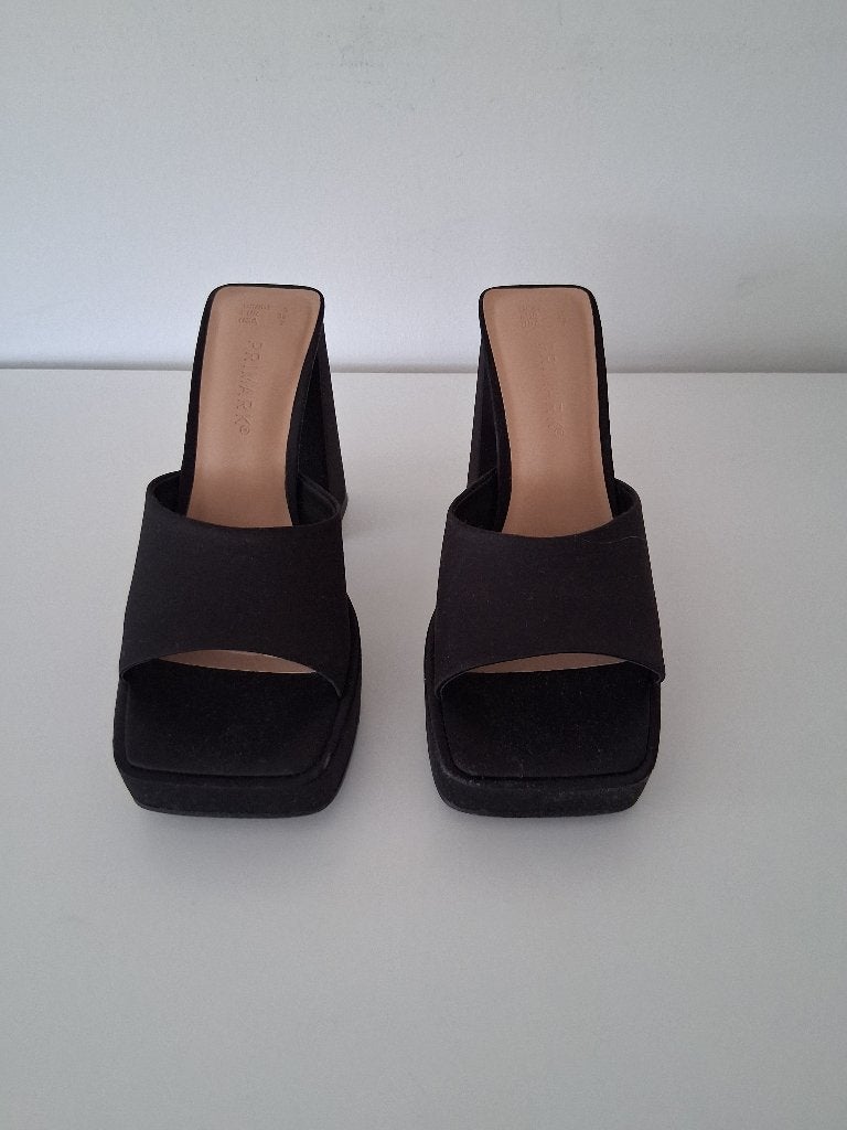 Primark zwarte schoenen met hak mt.38, Ophalen, Primark, Zwart, Zo goed als nieuw