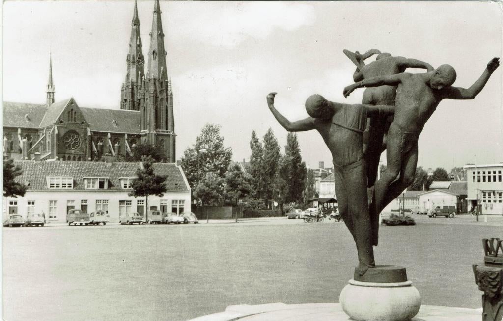 Eindhoven – Bevrijdings monument. Gelopen Winschoten 196x., Ophalen of Verzenden, 1960 tot 1980, Gelopen, Noord-Brabant