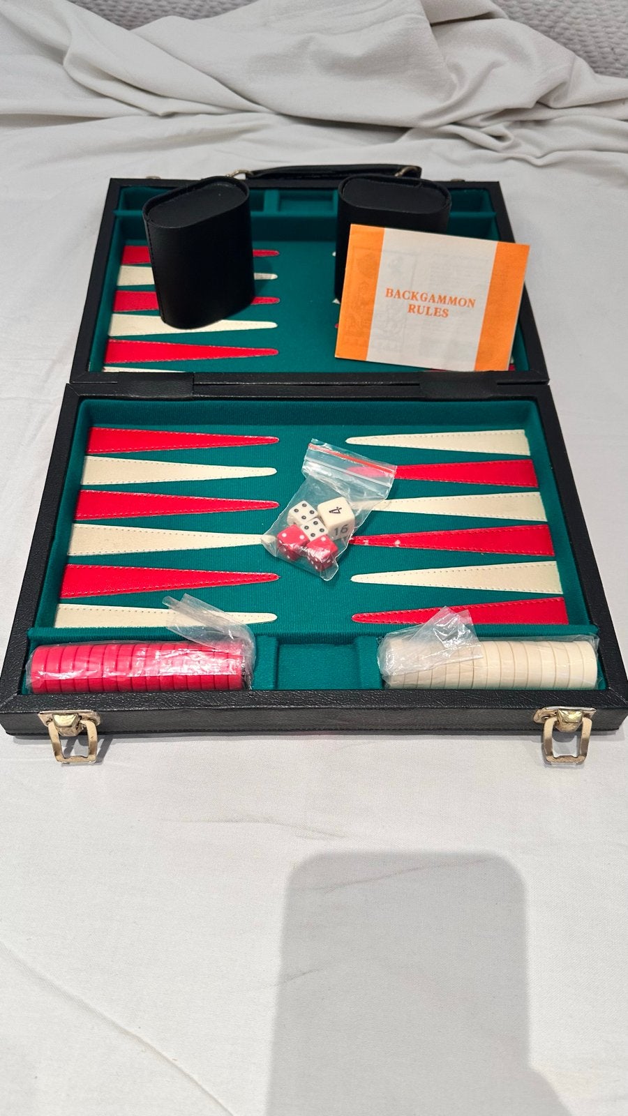 Backgammon Reisspel in Luxe Koffer - Zo goed als nieuw, Een of twee spelers, Ophalen of Verzenden, Zo goed als nieuw, Reisspel
